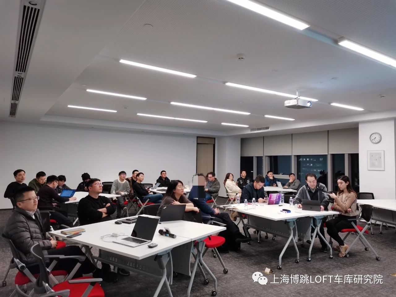 昆玉杭州LOFT车库专题会